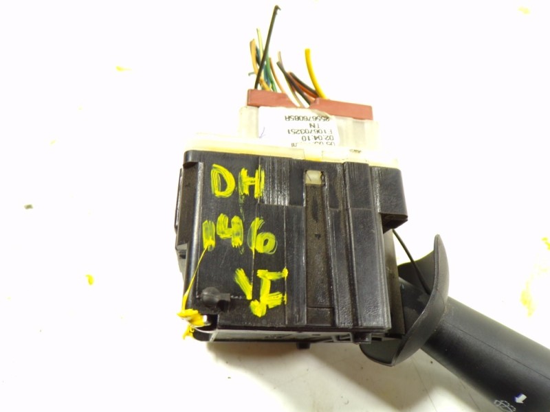 Recambio de mando limpia para renault captur 0.9 tce referencia OEM IAM 8201168016 255676085R 