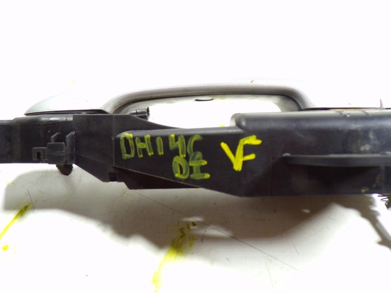 Recambio de maneta exterior delantera izquierda para renault captur 0.9 tce referencia OEM IAM 806706656R  