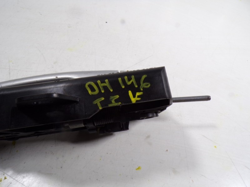 Recambio de maneta exterior trasera izquierda para renault captur 0.9 tce referencia OEM IAM 806073249R  