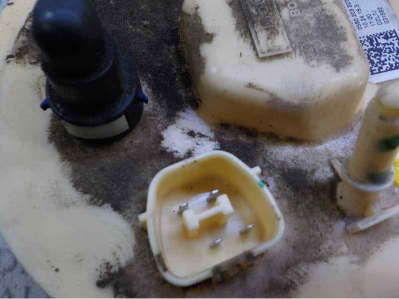 Recambio de aforador para ford focus st-line referencia OEM IAM 2212492 JX619H307CA 0580203227