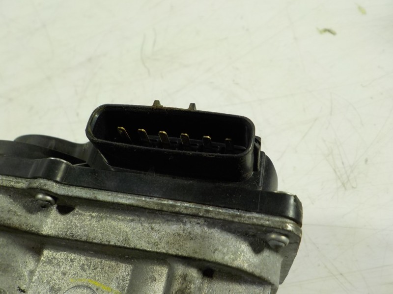 Recambio de caja mariposa para mazda cx-7 (er) active referencia OEM IAM  R2AA136B0 