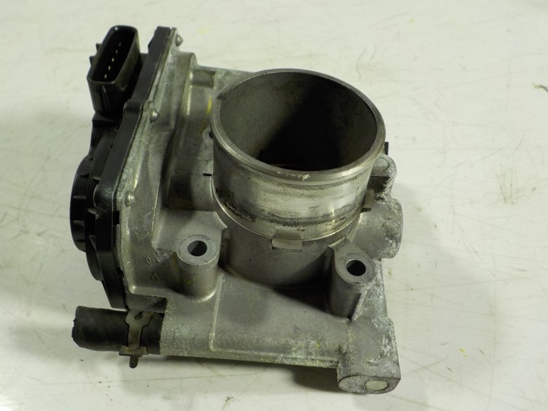 Recambio de caja mariposa para mazda cx-7 (er) active referencia OEM IAM  R2AA136B0 