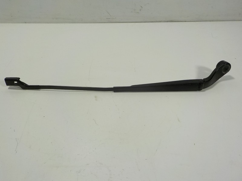 Recambio de brazo limpia delantero izquierdo para ds 5 1.6 blue-hdi fap referencia OEM IAM 1607219780  