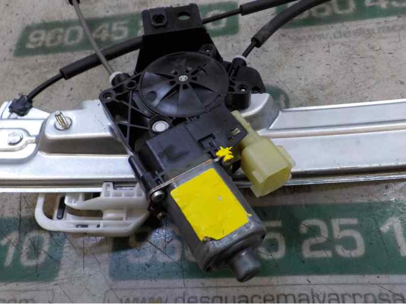 Recambio de elevalunas delantero derecho para ford kuga (cbs) titanium referencia OEM IAM 2138688 0130822733 0130822733