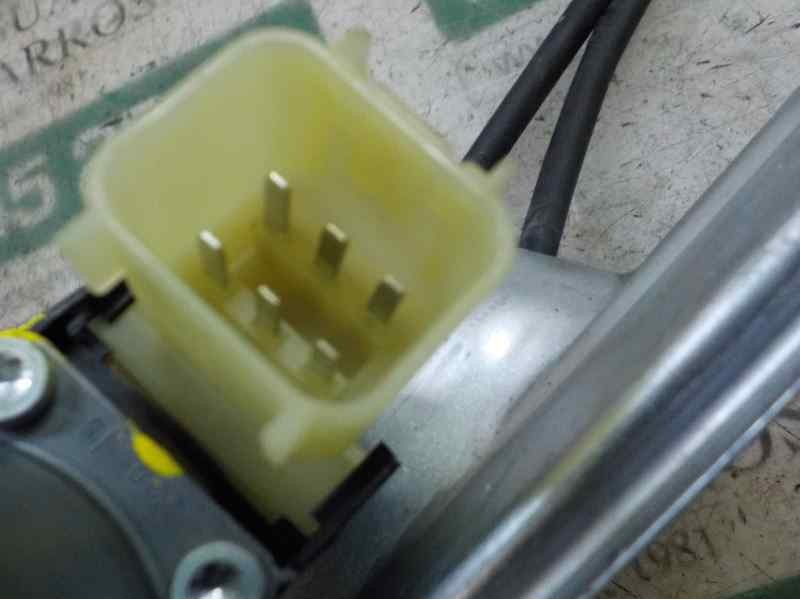 Recambio de elevalunas delantero derecho para ford kuga (cbs) titanium referencia OEM IAM 2138688 0130822733 0130822733