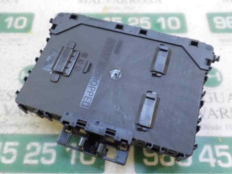 Recambio de caja reles / fusibles para ford focus st-line referencia OEM IAM 2410953 JX6T15604BCG F005V02945