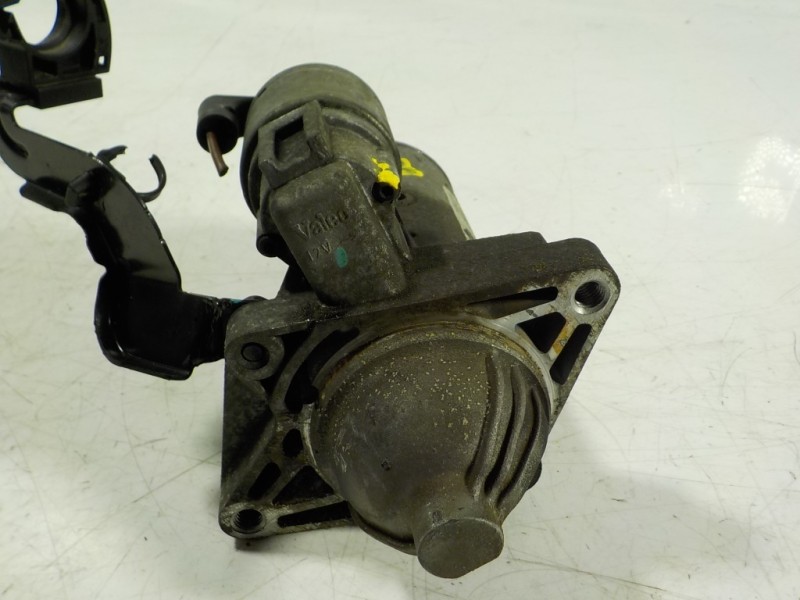 Recambio de motor arranque para renault koleos 2.0 dci diesel fap referencia OEM IAM  23300JG70A 