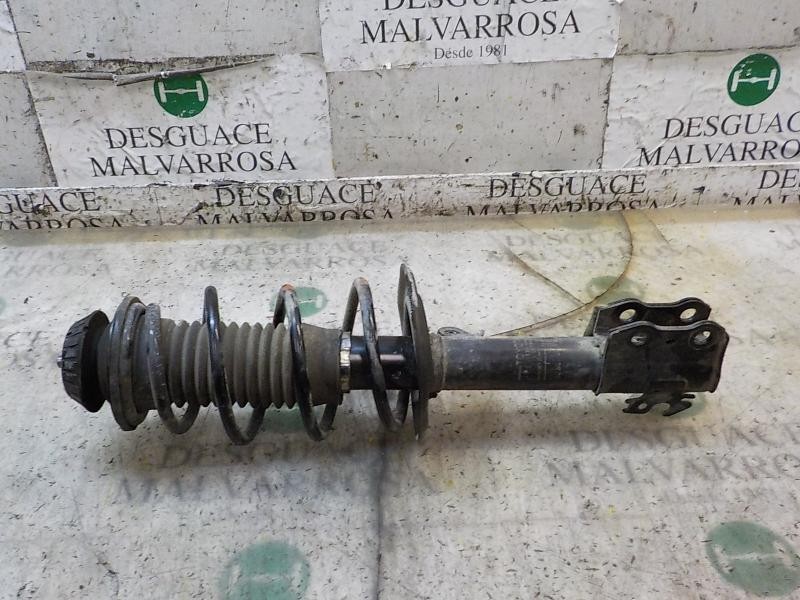 Recambio de amortiguador delantero derecho para toyota yaris 1.4 turbodiesel cat referencia OEM IAM 485100D820  