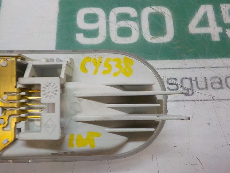 Recambio de piloto interior para renault clio iii 1.5 dci diesel cat referencia OEM IAM   