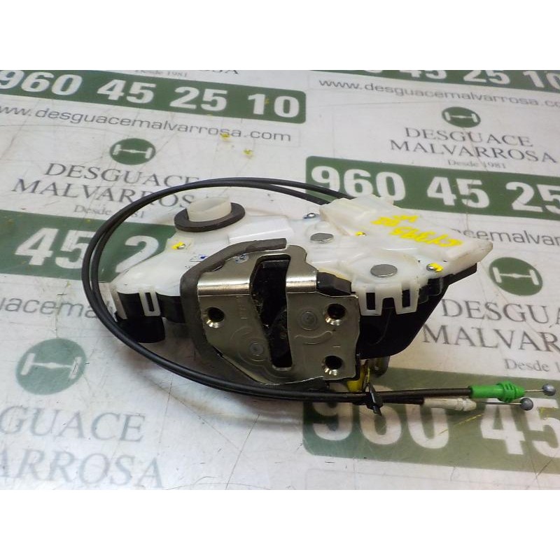 Recambio de cerradura puerta delantera izquierda para toyota yaris 1.4 turbodiesel cat referencia OEM IAM 690400D140  