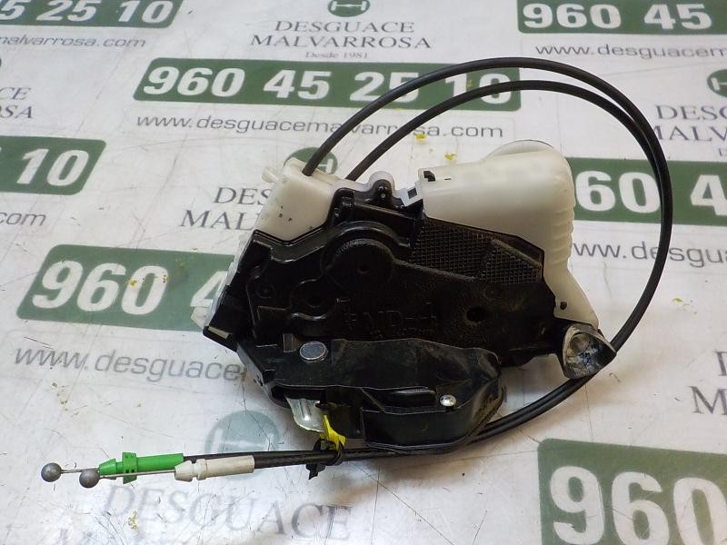 Recambio de cerradura puerta delantera izquierda para toyota yaris 1.4 turbodiesel cat referencia OEM IAM 690400D140  