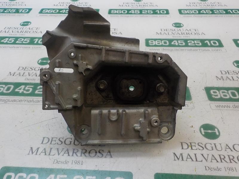 Recambio de soporte cambio para renault clio iii 1.5 dci diesel cat referencia OEM IAM   