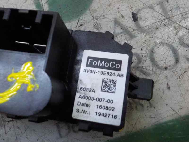 Recambio de resistencia calefaccion para ford kuga (cbs) titanium referencia OEM IAM 1888653 AV6N19E624AB 