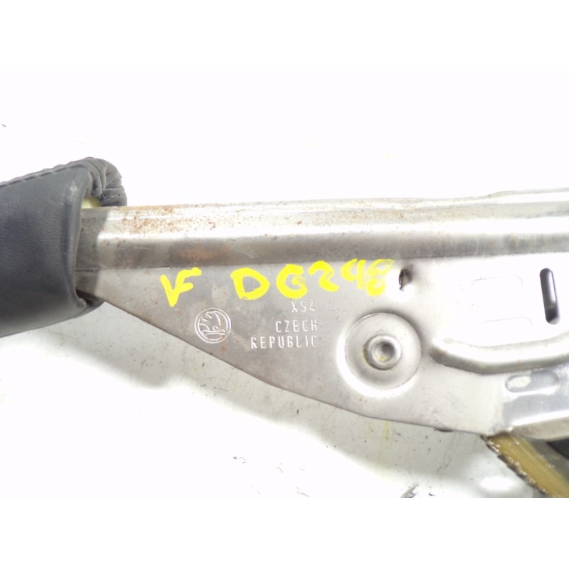 Recambio de palanca freno de mano para skoda suberb (3t4) 2.0 tdi dpf referencia OEM IAM 1Z1711303C  