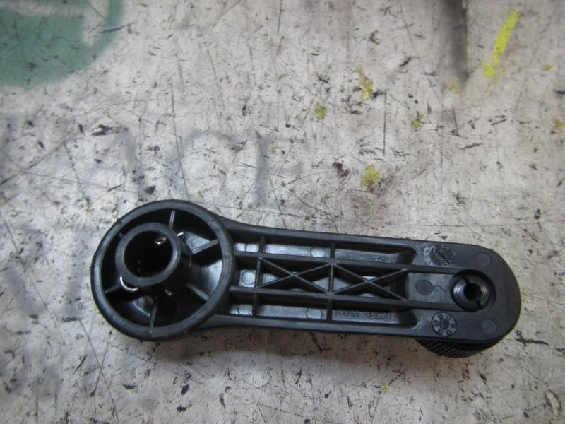 Recambio de maneta elevalunas trasera derecha para kia cee´d sporty wagon concept referencia OEM IAM 8263022001EQ  