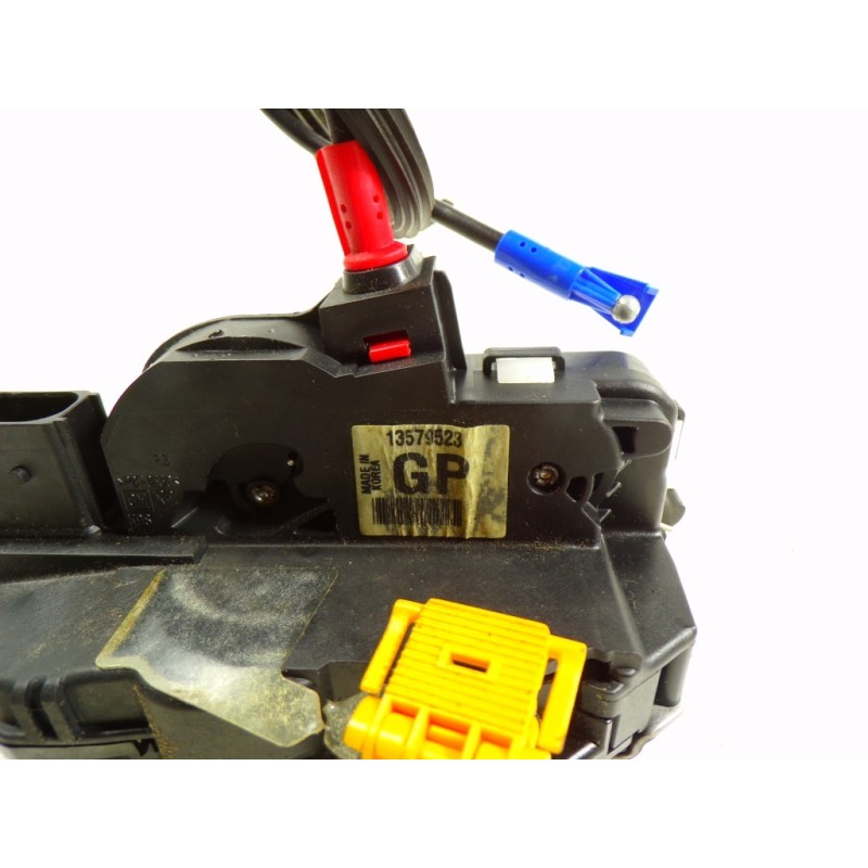 Recambio de cerradura puerta delantera derecha para opel zafira tourer 2.0 cdti cat referencia OEM IAM 13579523 13579523 