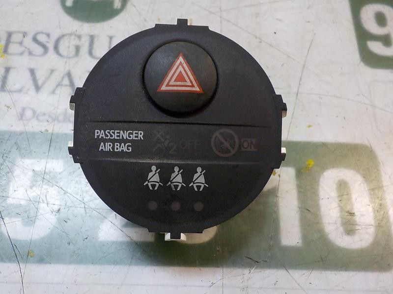 Recambio de warning para toyota yaris 1.4 turbodiesel cat referencia OEM IAM 839500D050  