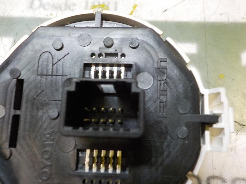 Recambio de warning para toyota yaris 1.4 turbodiesel cat referencia OEM IAM 839500D050  