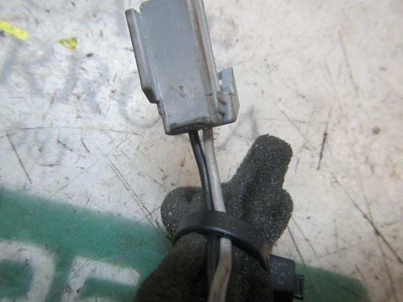 Recambio de maneta interior delantera derecha para ford fiesta (cb1) titanium referencia OEM IAM   