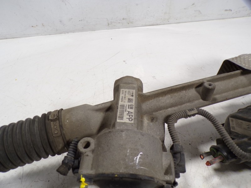 Recambio de cremallera direccion para opel zafira tourer 2.0 cdti cat referencia OEM IAM 13413960 13413960 0273010201