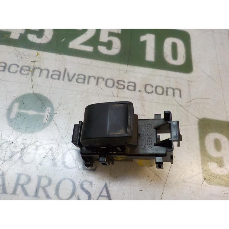 Recambio de mando elevalunas trasero izquierdo para toyota yaris 1.4 turbodiesel cat referencia OEM IAM 848100D030  