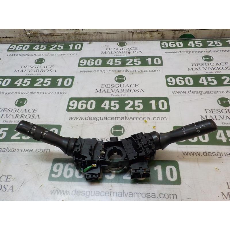 Recambio de mando luces para toyota yaris 1.4 turbodiesel cat referencia OEM IAM 841400D300  