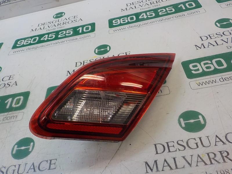 Recambio de piloto trasero derecho interior para opel corsa e selective referencia OEM IAM 13454501  