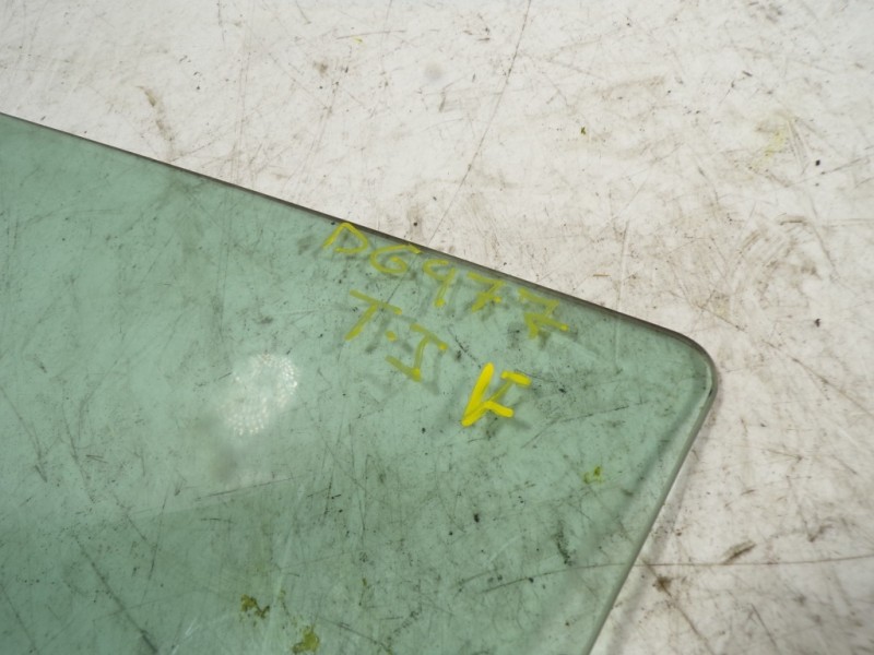 Recambio de cristal puerta trasero izquierdo para opel zafira tourer 2.0 cdti cat referencia OEM IAM 13265817  