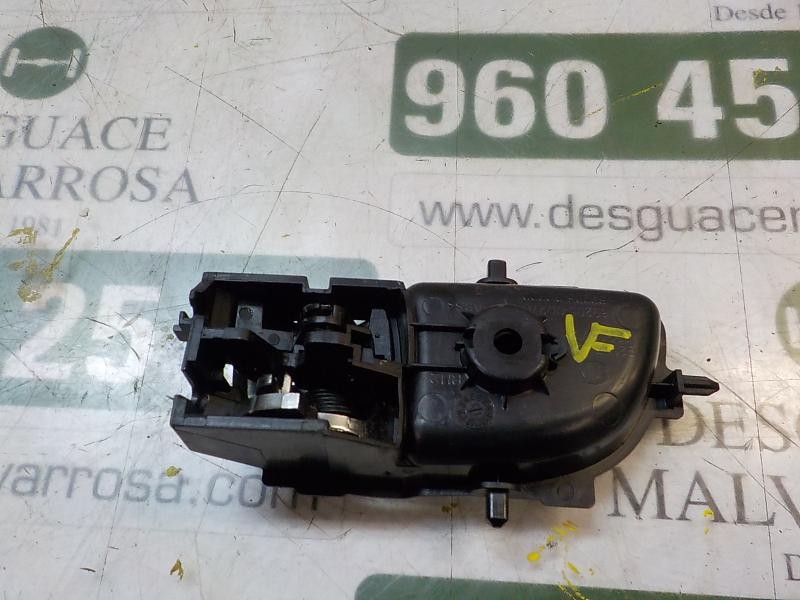 Recambio de maneta interior delantera derecha para toyota yaris 1.4 turbodiesel cat referencia OEM IAM 692050D200C0  