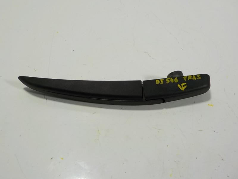 Recambio de brazo limpia trasero para ds 5 1.6 blue-hdi fap referencia OEM IAM 1607276180  