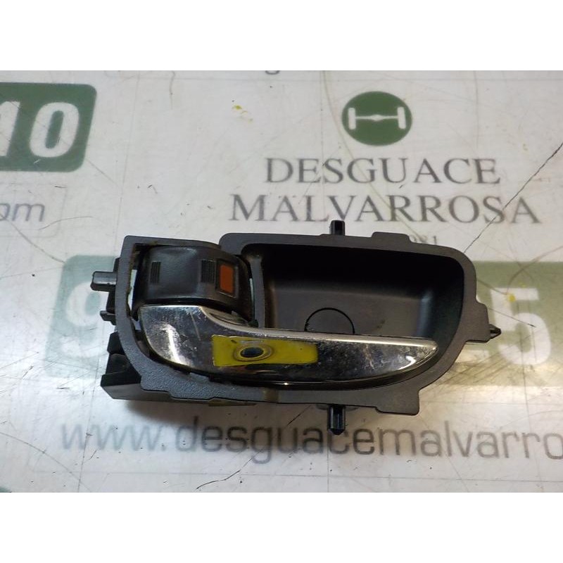 Recambio de maneta interior trasera izquierda para toyota yaris 1.4 turbodiesel cat referencia OEM IAM 692060D280C0  