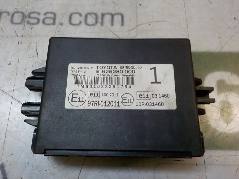 Recambio de modulo electronico para toyota yaris 1.4 turbodiesel cat referencia OEM IAM 897800D050 897800D050 