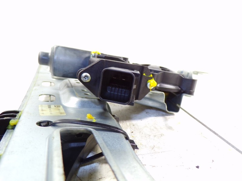 Recambio de elevalunas trasero izquierdo para opel zafira tourer 2.0 cdti cat referencia OEM IAM 13369289 13260141 927207103