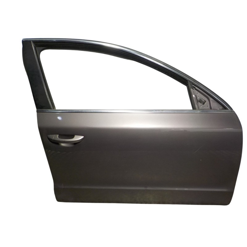 Recambio de puerta delantera derecha para skoda suberb (3t4) 2.0 tdi dpf referencia OEM IAM 3T0831056  