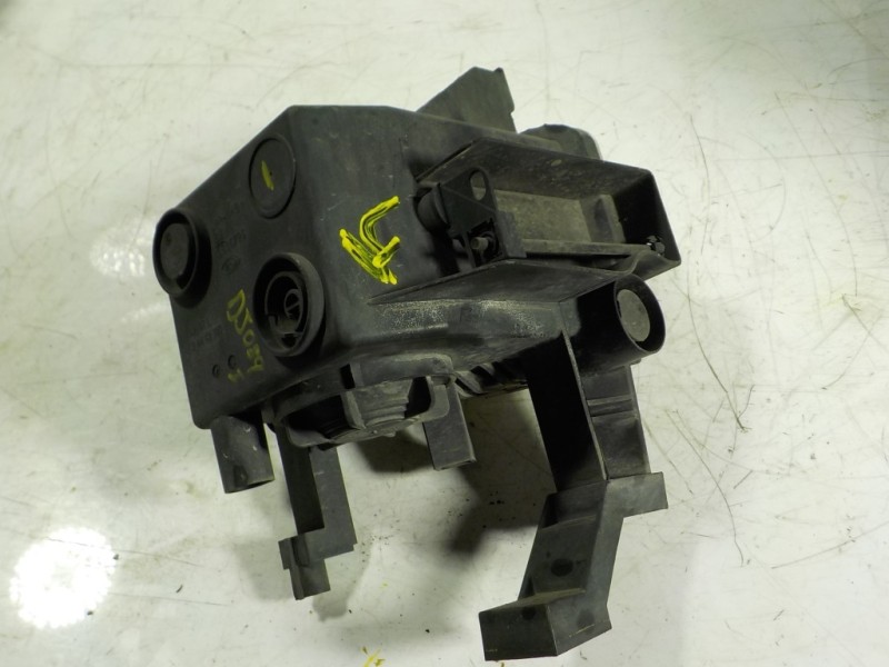 Recambio de faro antiniebla izquierdo para opel zafira b 1.9 cdti referencia OEM IAM   