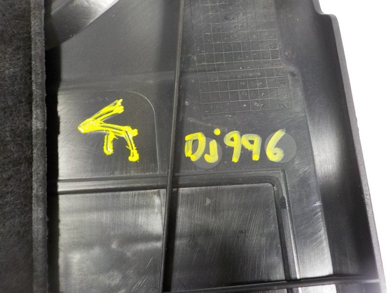 Recambio de tapa motor para bmw serie 3 touring (f31) 2.0 turbodiesel referencia OEM IAM 11147810802  