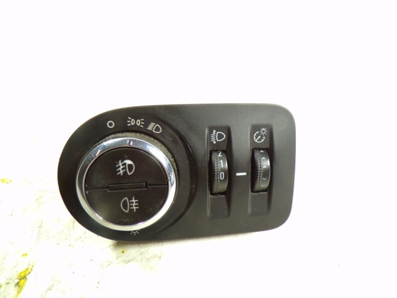 Recambio de mando luces para opel zafira tourer 2.0 cdti cat referencia OEM IAM 13294815 13294815 251697