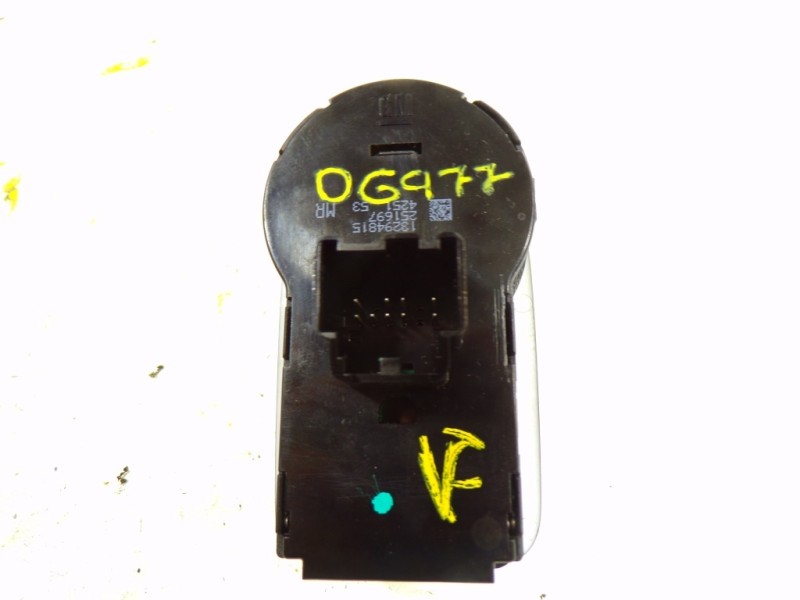 Recambio de mando luces para opel zafira tourer 2.0 cdti cat referencia OEM IAM 13294815 13294815 251697