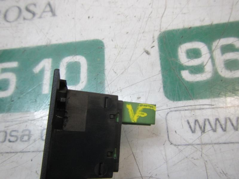 Recambio de mando elevalunas trasero derecho para seat leon (1p1) stylance / style referencia OEM IAM 7L6959855BREH  