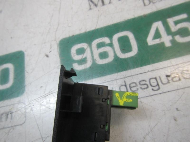 Recambio de mando elevalunas trasero izquierdo para seat leon (1p1) stylance / style referencia OEM IAM 7L6959855BREH  