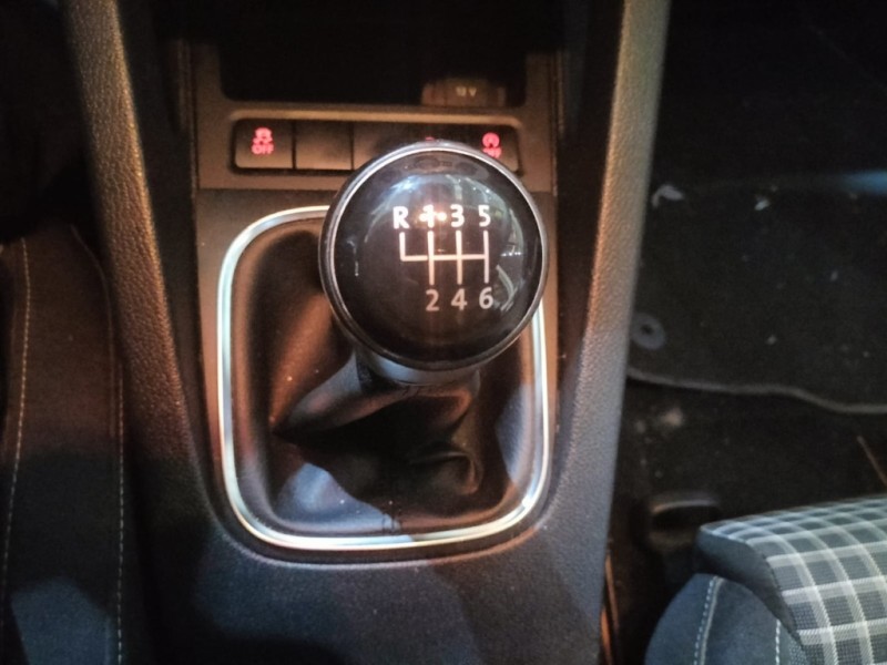 Recambio de palanca cambio para volkswagen scirocco (138) 1.4 16v tsi referencia OEM IAM 1K0711050A 5K0711049B 