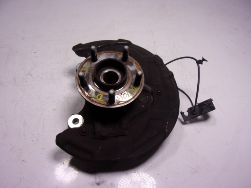 Recambio de mangueta delantera izquierda para ford mondeo turn. 2.0 tdci cat referencia OEM IAM 5352025  2236123