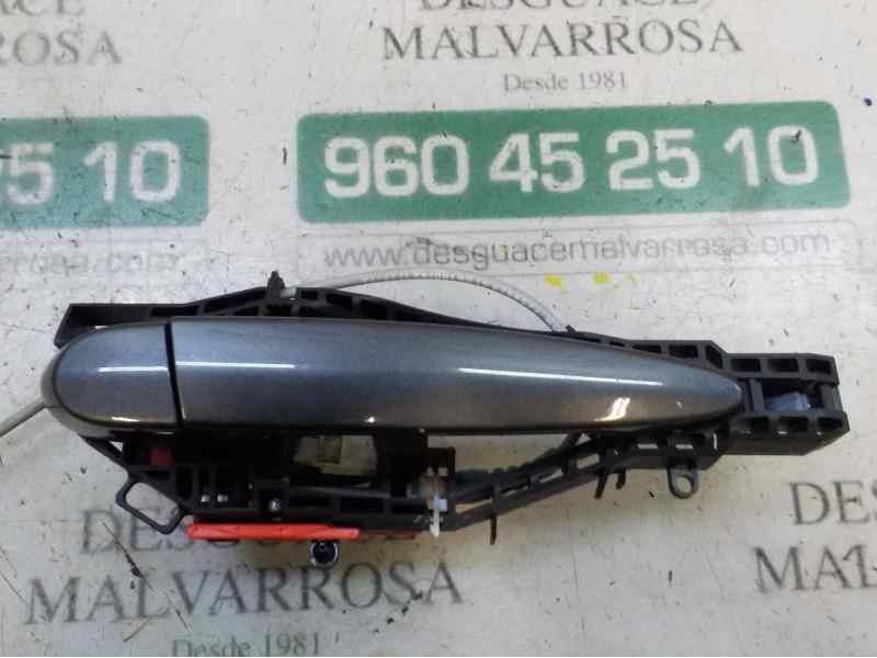 Recambio de maneta exterior delantera derecha para bmw serie 3 touring (f31) 2.0 turbodiesel referencia OEM IAM 51217207562  