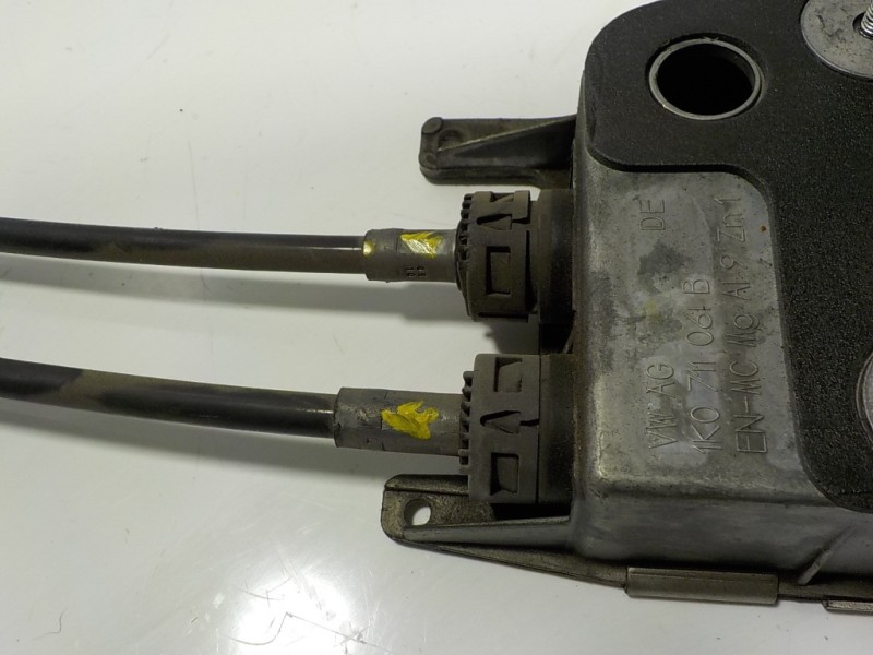 Recambio de palanca cambio para volkswagen golf vi (5k1) 1.4 16v tsi referencia OEM IAM 1K0711050A 1Q0711049C 1K0711118AMEK