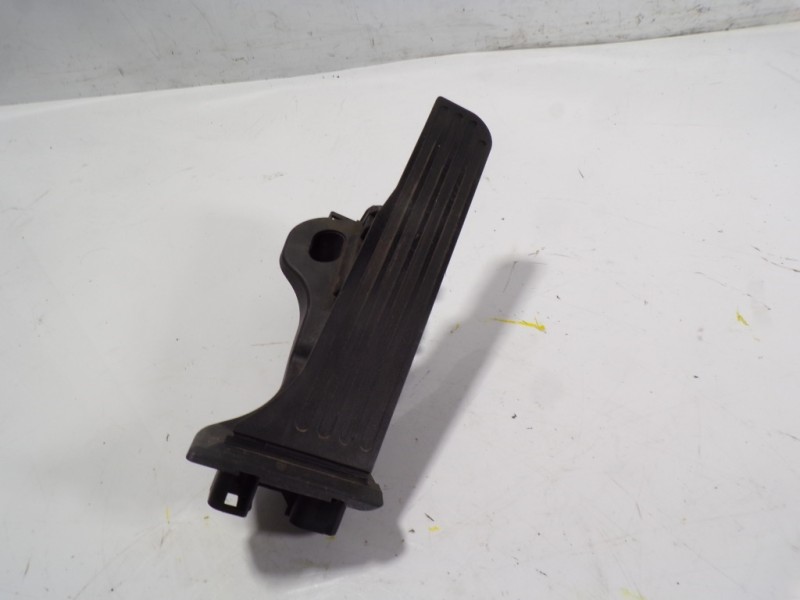 Recambio de potenciometro pedal para volkswagen scirocco (138) 1.4 16v tsi referencia OEM IAM 1K1721503AS 1K1721503AS 6PV0110390