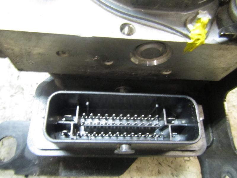 Recambio de abs para peugeot 308 active referencia OEM IAM 1611339980 9808321180 87BPDA3321898
