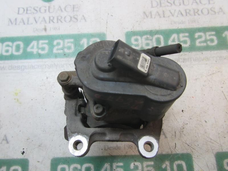 Recambio de pinza freno trasera derecha para volkswagen passat variant (3c5) 2.0 tdi referencia OEM IAM 5N0615404  