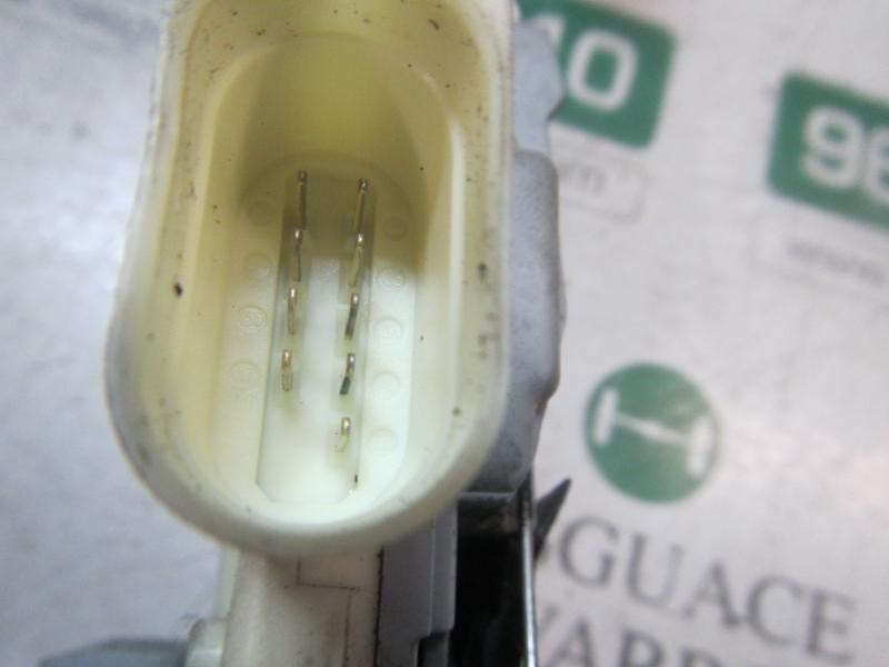 Recambio de cerradura puerta delantera derecha para audi a3 (8p) 2.0 16v tdi referencia OEM IAM   