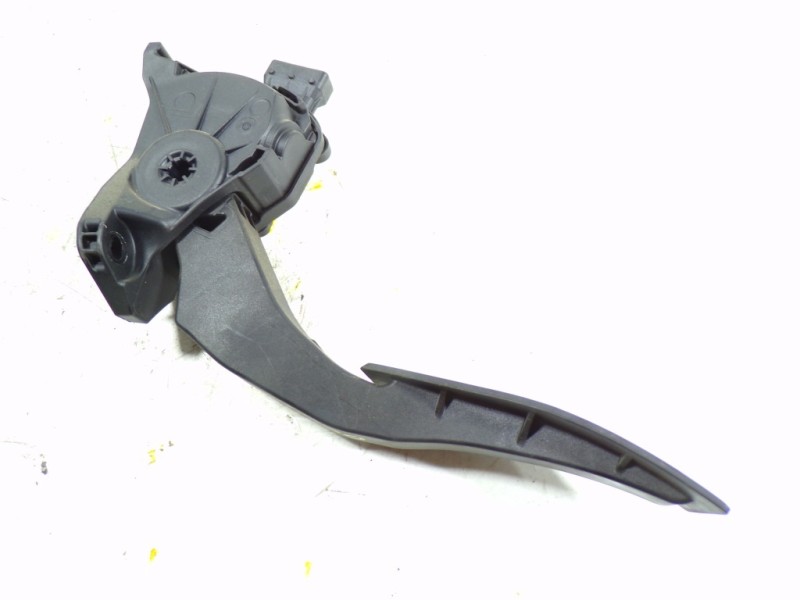 Recambio de potenciometro pedal para opel zafira tourer 2.0 cdti cat referencia OEM IAM 13253781 13253781 