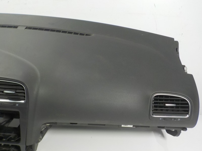 Recambio de salpicadero para volkswagen golf vi (5k1) 1.4 16v tsi referencia OEM IAM 5K1857001A81X  